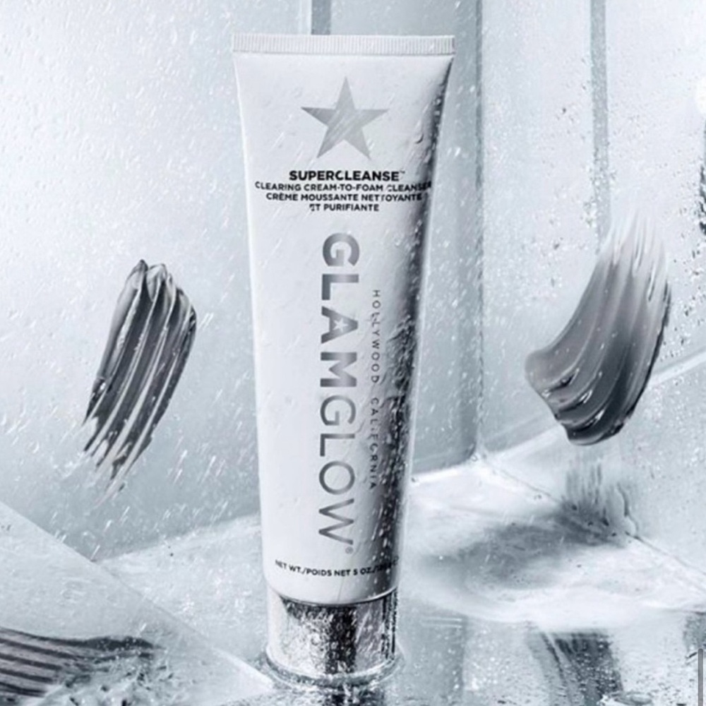 GLAMGLOW
SUPERCLEANSE Clearing Cream-to-Foam Cleanser - Picture 6 of 7